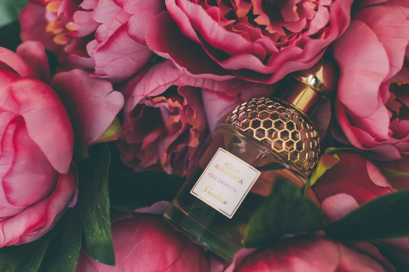 La pyramide olfactive : lire un parfum comme une partition
